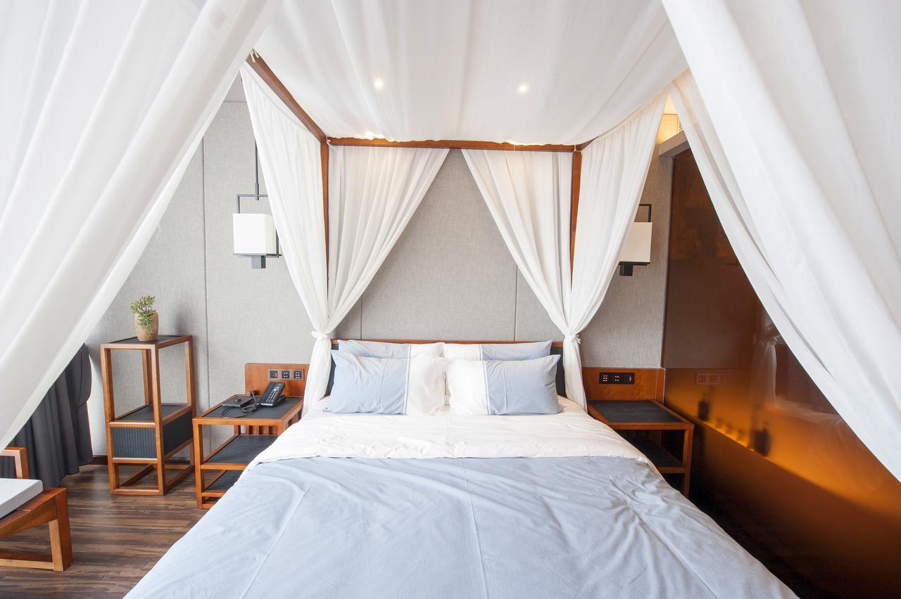 At Heart Zen Hotel Чэнду Экстерьер фото